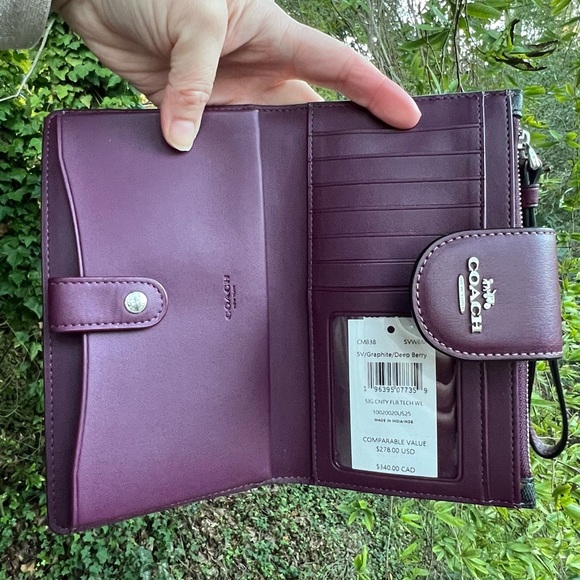 COACH Phone Wallet Country Floral Print Graphite/Deep Berry AUTHENTIC NWT - Picture 6 of 10